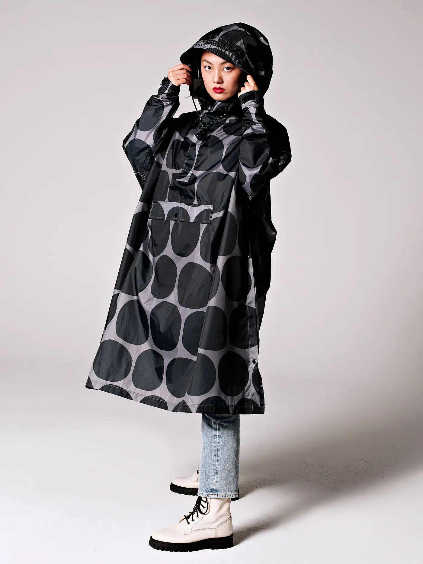 RAINKISS | Regenjacke - Regenponcho Storm Camo | schwarz